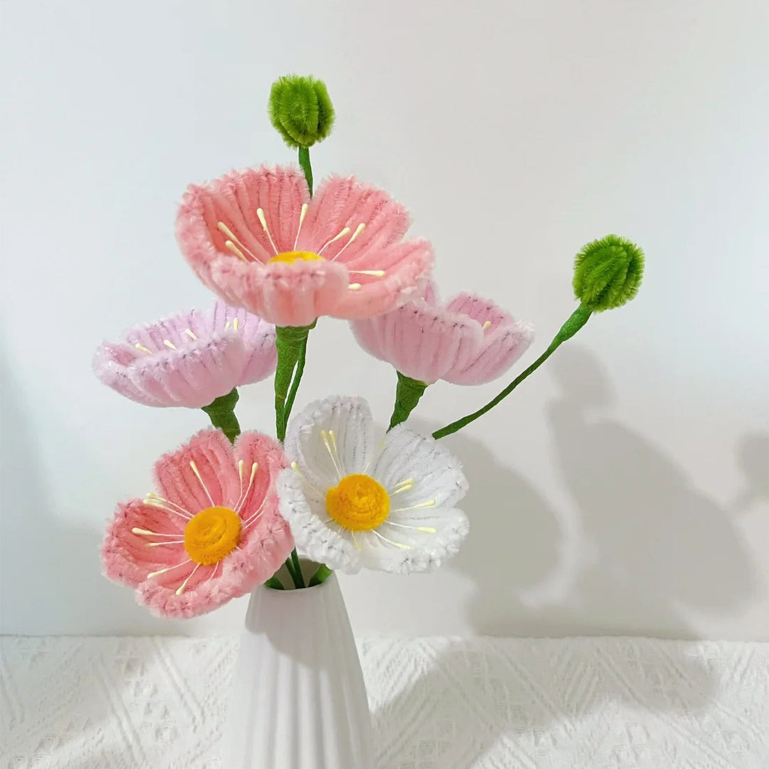 Easy DIY Pipe Cleaner Flower Craft:  Poppy Tutorial