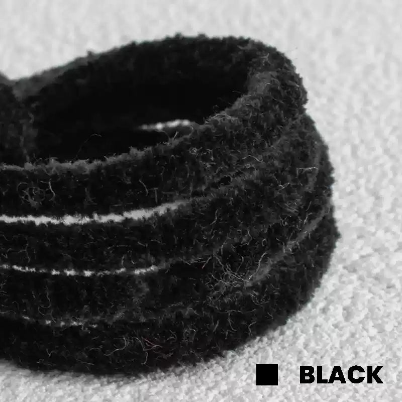 Black Wool Twist Bar by miemie gift: Hand-made black wool twist bar, great for making stylish black dolls. Suitable for crafting a sleek raven or a charming penguin character, emphasizing the high density and rich color.