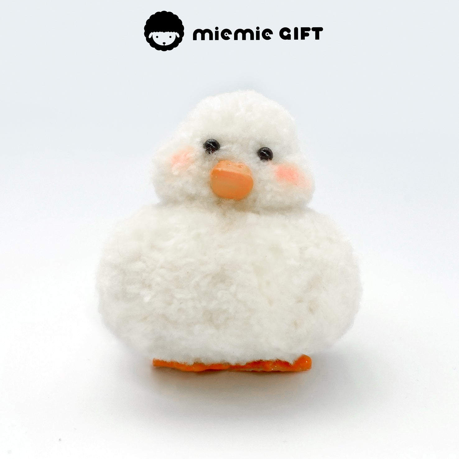 Fluffy Coral Fleece Duck Toy: The white duck toy is made from high-quality coral fleece twist bars. Its dense material and delicate craftsmanship make it an adorable Easter gift, perfect for children.