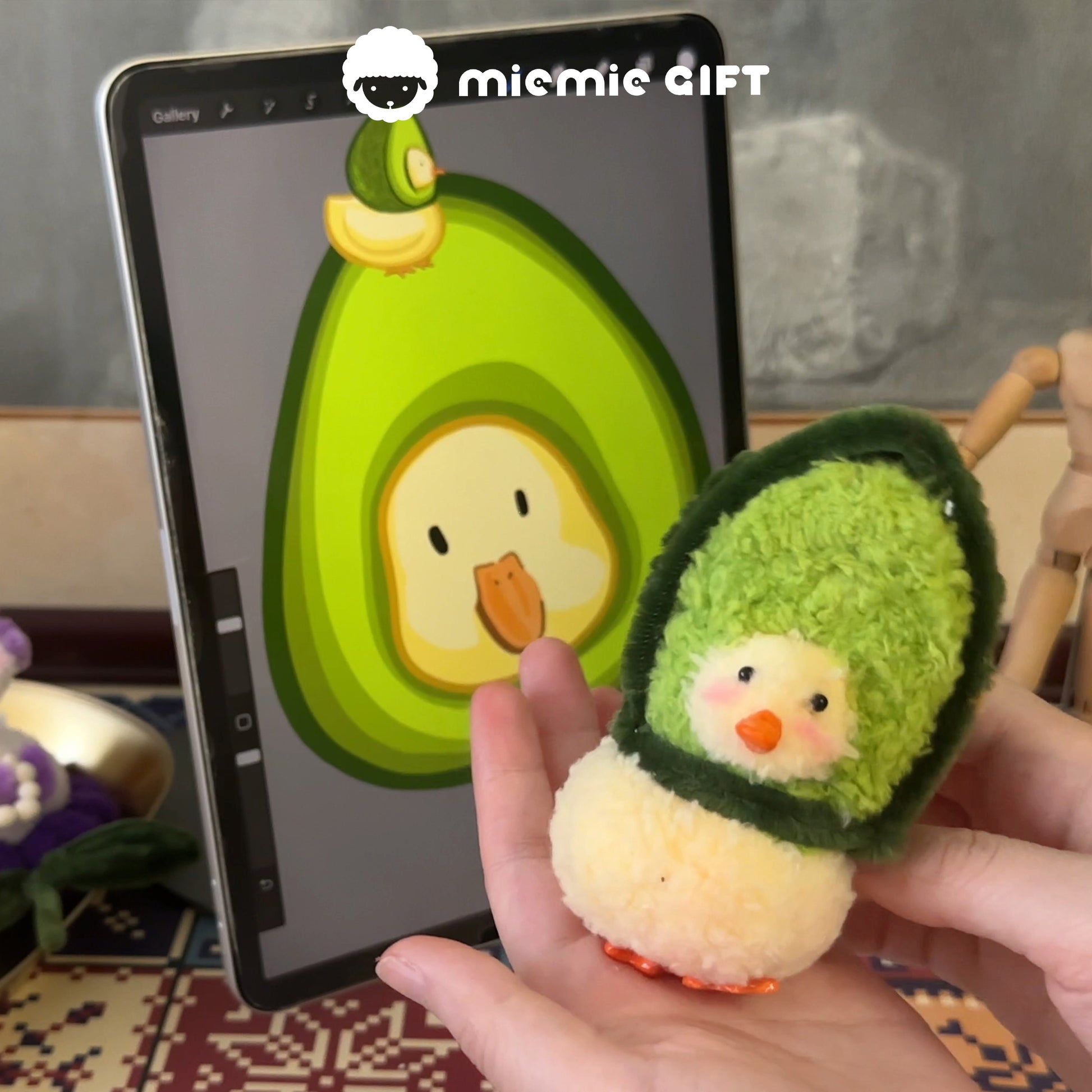 Original pipe cleaner plushie creation based on customer’s design – Miemie Gift commission sample