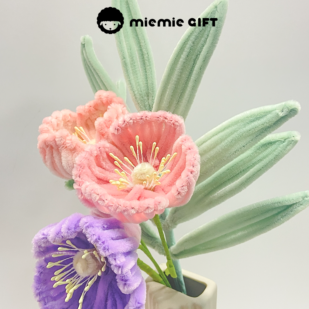 Plush Pipe-Cleaner Poppy Bouquet in Warm Tones by MieMie Gift