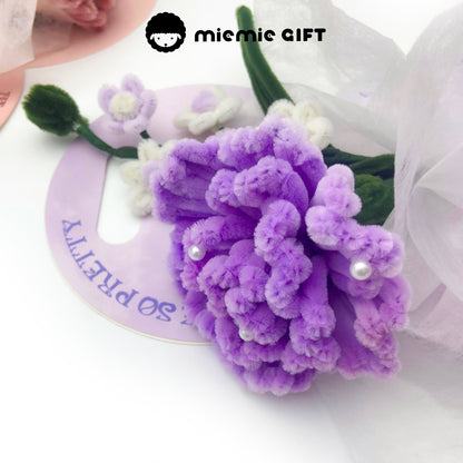 DIY craft kit for purple flower card with pipe cleaner materials