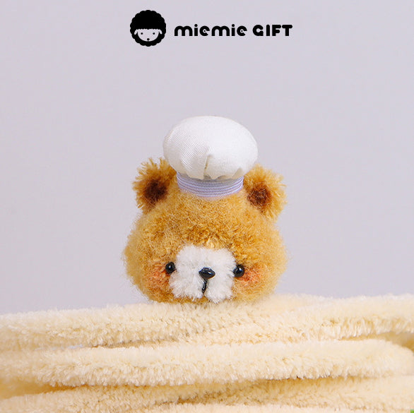 DIY fluffy bear made from wool pipe cleaners