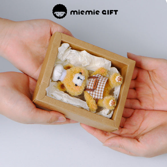 Small wool pipe cleaner bear for keychains gift charms