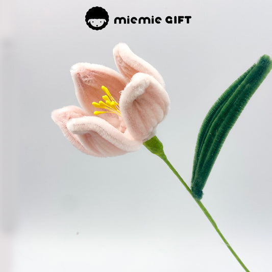 Handmade pink blooming tulip crafted with pipe cleaners by MieMie Gift, featuring delicate bead details and vibrant petals for DIY floral designs