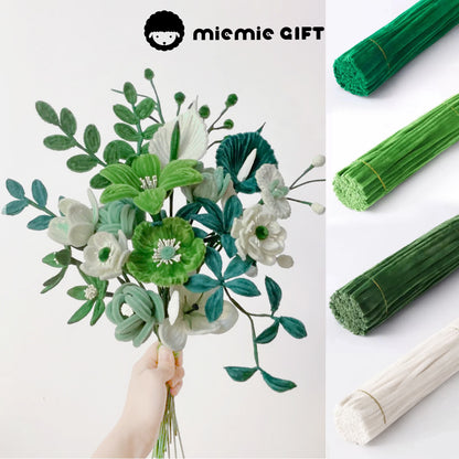 Green pipe cleaner
Twist Bar for DIY Bouquets: Hand-crafted green twist bars, great for making delicate flowers and sturdy leaves. Suitable for crafting a variety of floral arrangements 400pcs